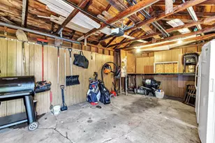 1216 9th St, Green Bay, WI 54304 - Photo 18