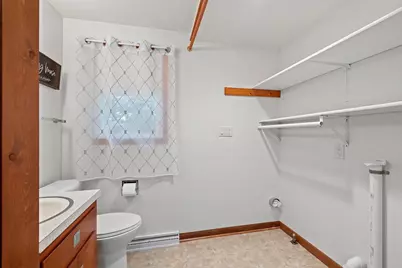 374 Skyline Boulevard, Green Bay, WI 54302 - Photo 18
