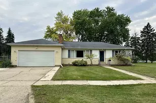 104 N Reserve Ave, Fond du Lac, WI 54935 - Photo 1