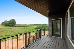 3685 Evelyn Rose Ln, Suamico, WI 54313 - Photo 24