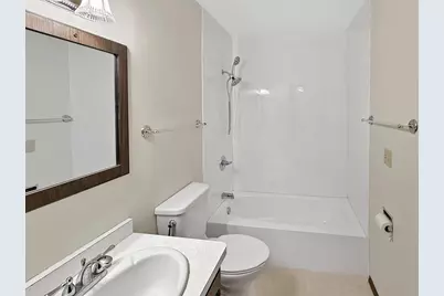 130 Barton Road, Oshkosh, WI 54904 - Photo 12
