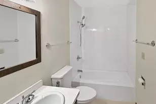 130 Barton Rd, Oshkosh, WI 54904 - Photo 12