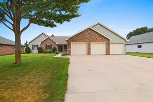 2767 Englewood Rd, Green Bay, WI 54311 - Photo 1