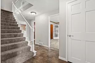 1141 Pendleton Rd, Neenah, WI 54956 - Photo 4