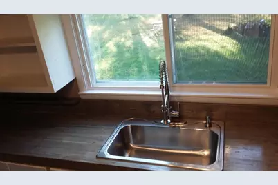 132 E School Street, Hancock, WI 54943 - Photo 4