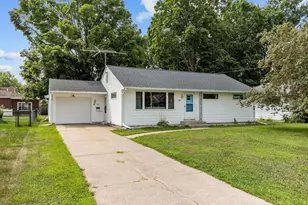 145 Ruth St, Clintonville, WI 54929 - Photo 2