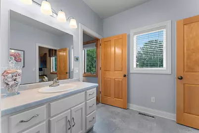 1707 Limestone Trail, De Pere, WI 54115 - Photo 38