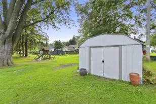 929 S Bartlett St, Shawano, WI 54166 - Photo 34