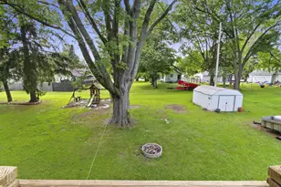 929 S Bartlett St, Shawano, WI 54166 - Photo 32