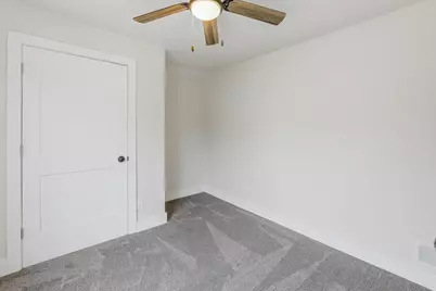 129 W Scott Street, Fond du Lac, WI 54935 - Photo 34