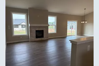8339 Marlo Avenue, Neenah, WI 54956 - Photo 12