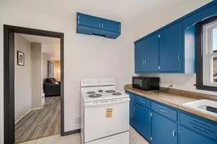 107 S Oneida St, Green Bay, WI 54303 - Photo 12