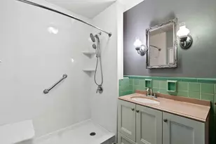 101 W Whitney St, Green Bay, WI 54301 - Photo 16