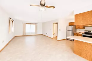 353 E Cumberland St, Berlin, WI 54923 - Photo 6