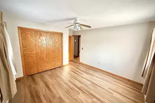 353 E Cumberland St, Berlin, WI 54923 - Photo 28