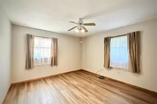 353 E Cumberland St, Berlin, WI 54923 - Photo 26