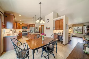 1790 Garnet Ct, Menasha, WI 54952 - Photo 14