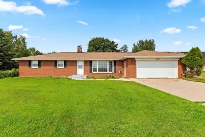 2565 S Pine Tree Road, De Pere, WI 54115 - Photo 1