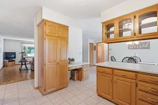 1405 Pinewood Ct, New London, WI 54961 - Photo 10