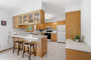1405 Pinewood Ct, New London, WI 54961 - Photo 8