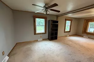 N6005 Lake Dr, Shawano, WI 54166 - Photo 8