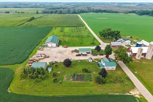 N5951 Division Rd, Cecil, WI 54111 - Photo 58