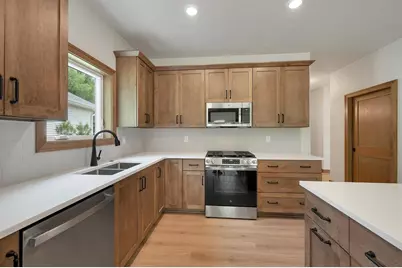 3152 East River Drive, Green Bay, WI 54301 - Photo 10