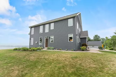 6392 Lakeshore Road, Winneconne, WI 54986 - Photo 6
