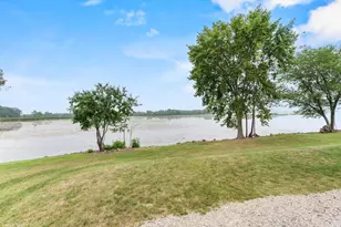 6392 Lakeshore Rd, Winneconne, WI 54986 - Photo 70