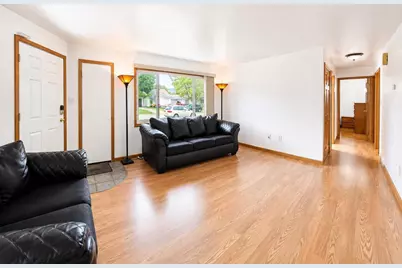 219 Cedar Street, Ripon, WI 54971 - Photo 6