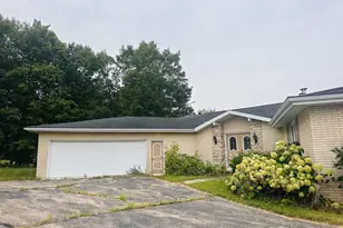 N6716 Highview Rd, Gresham, WI 54128 - Photo 2