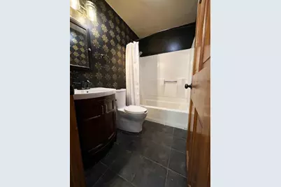 528 Mt Vernon Street, Oshkosh, WI 54901 - Photo 32