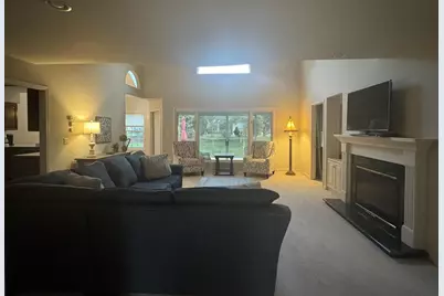 2591 Village Lane, Oshkosh, WI 54904 - Photo 8