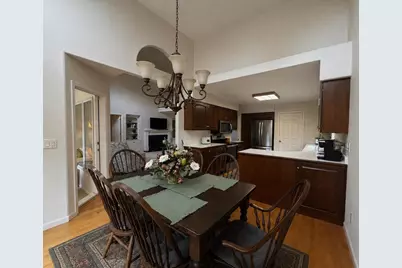2591 Village Lane, Oshkosh, WI 54904 - Photo 16