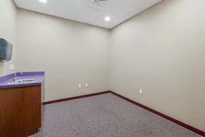 180 Knights Way #200, Fond du Lac, WI 54935 - Photo 6