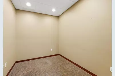 180 Knights Way #200, Fond du Lac, WI 54935 - Photo 24