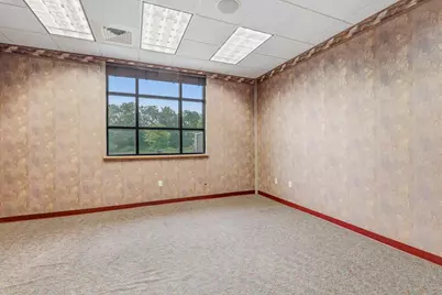 180 Knights Way #200, Fond du Lac, WI 54935 - Photo 20