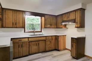 4347 Sandy Ln, Suamico, WI 54173 - Photo 6