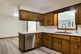 4347 Sandy Ln, Suamico, WI 54173 - Photo 8