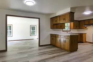 4347 Sandy Ln, Suamico, WI 54173 - Photo 14
