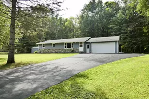 4347 Sandy Ln, Suamico, WI 54173 - Photo 40