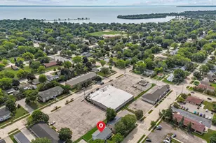 1842 Evans St, Oshkosh, WI 54901 - Photo 18