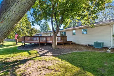 2766 Berken Court, Green Bay, WI 54304 - Photo 10