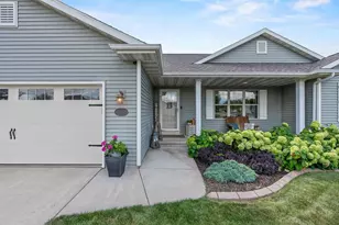 4301 Fieldcrest Dr, Kaukauna, WI 54130 - Photo 48