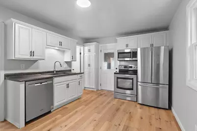 828 S Chestnut Avenue, Green Bay, WI 54304 - Photo 12