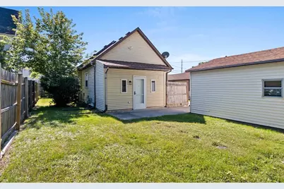 828 S Chestnut Avenue, Green Bay, WI 54304 - Photo 24