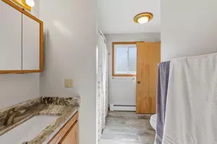 106 N Meadow St, Oshkosh, WI 54902 - Photo 10