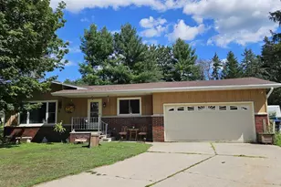 132 School Ct, Shawano, WI 54166 - Photo 1