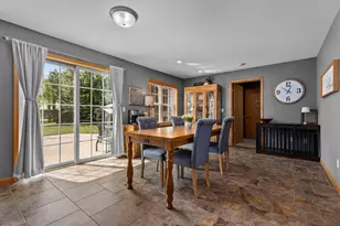 3023 E Greenleaf Dr, Appleton, WI 54913 - Photo 12