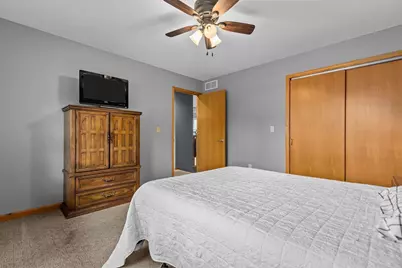 3023 E Greenleaf Drive, Appleton, WI 54913 - Photo 32
